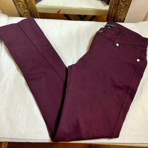 Size L plum color stretch cotton/spandex jeggings